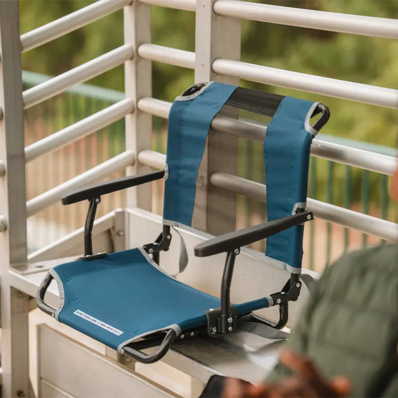 Big Comfort Stadium Chair™ with Armrests - J4DE