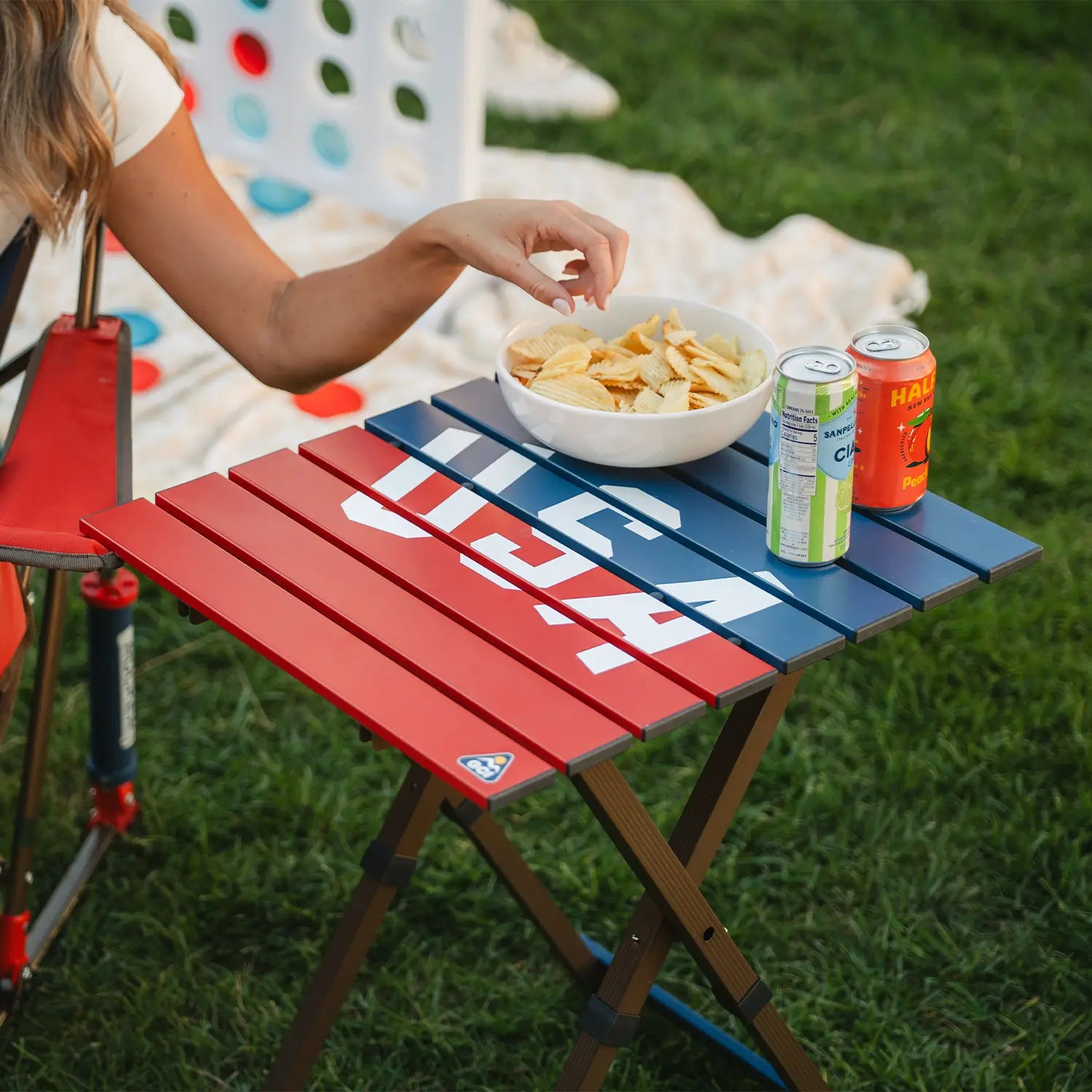 Compact Camp Table 20™ - USA Anniversary Deluxe - 9NKB